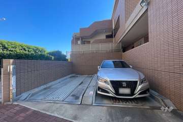 敷地内駐車場（屋外機械式）