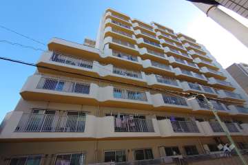 アゼリアハイライズ