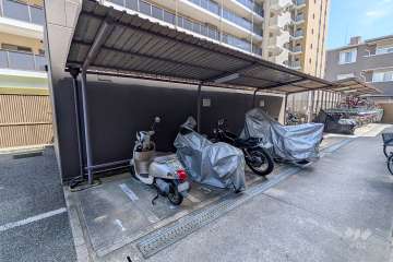 バイク置場