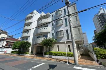 ジェイパーク戸越銀座の外観（西側から）