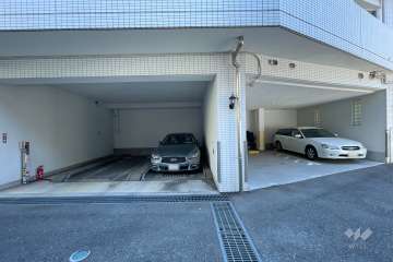 敷地内駐車場（屋内機械式・屋内平面式）