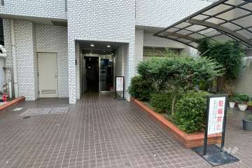 エントランスアプローチ