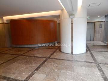 エントランスホール