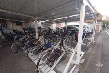 駐輪場（屋根付き）