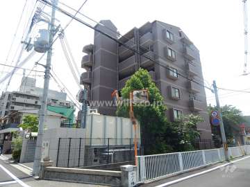 クレオ東園田町の外観（北西側から）
