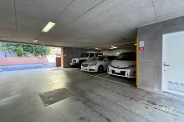敷地内駐車場（屋内平面式）