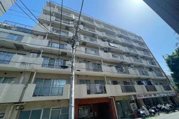 ライオンズマンション荏原の外観（南側から）