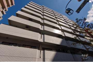 ライオンズマンション武蔵小山の外観（南西側から）-(2)