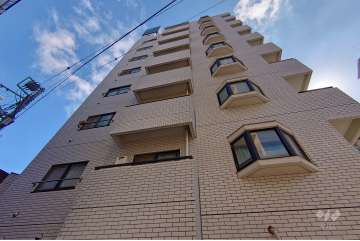 ライオンズマンション武蔵小山の外観（北西側から）