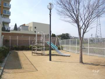 公園に隣接しています