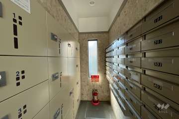 共用ポストと宅配ボックス