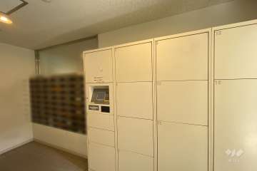 共用ポストと宅配ボックス