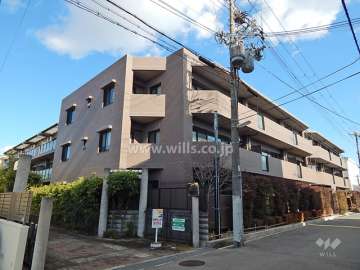 塚口町パークハウスの外観（南西側から）