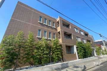 デュオヒルズ御殿山の外観（南東側から）