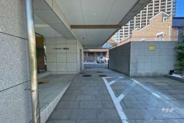 駐車場出入口（リングシャッター付き）