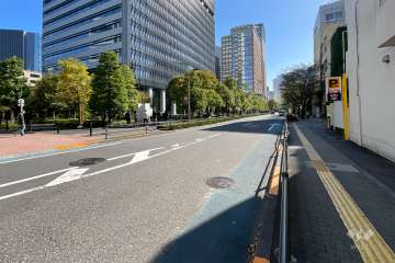 敷地東側の前面道路　