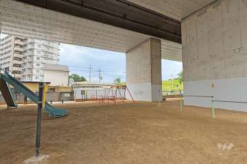 敷地南側にある『南武庫之荘第3（名神下）こども広場』