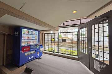 エントランスホール