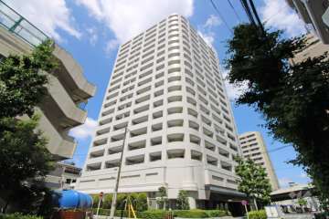 ライオンズタワー五反田の外観（南東側から）