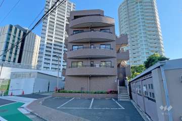 ラビ目黒の外観(北側から）