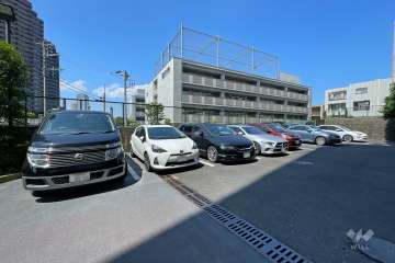 敷地内駐車場（屋外平面式）