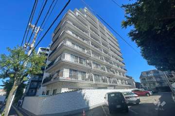 秀和南品川レジデンスの外観（南西側から）