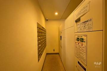 共用ポストと宅配ボックス