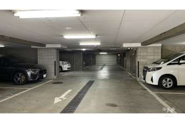 敷地内駐車場（屋内平面式）