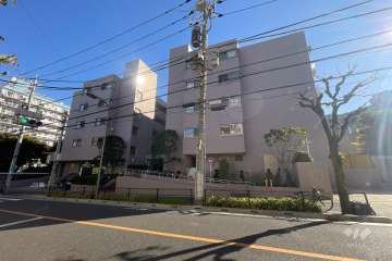 南品川ロイアルハイツの外観（南西側から）