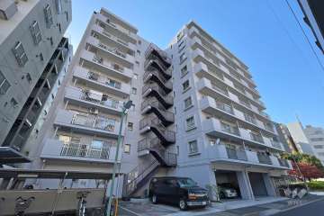 ライオンズマンション大森第5の外観（南東側から）