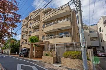 カーサフェリス洗足の外観（南東側から）