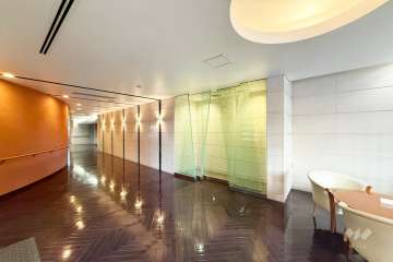 エントランスホール