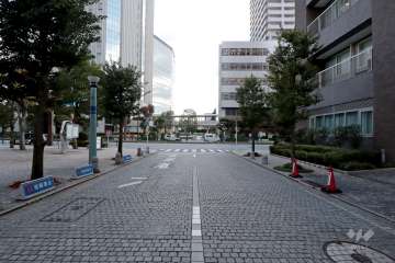 敷地北側の前面道路