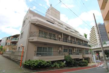 シャンボール目黒の外観（北側から）