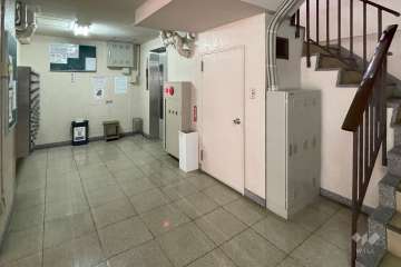 エントランスホール