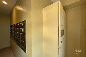 共用ポストと宅配ボックス