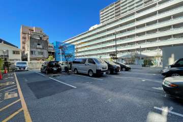 敷地内駐車場（屋外平面式）