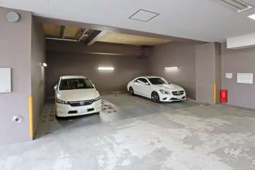 敷地内駐車場（屋内平面式）