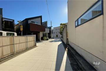 エントランスアプローチ