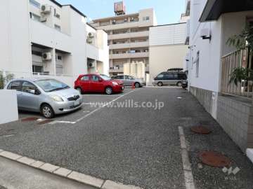 敷地内駐車場(屋外平面式)