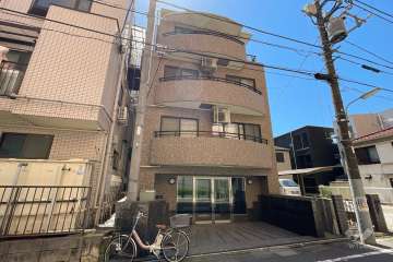 リフレスコア旗の台の外観（東側から）