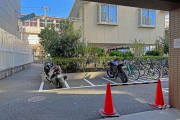 バイク置き場