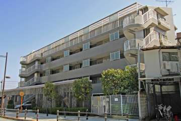 『ロイヤルパレス大崎』の外観（北西側から）