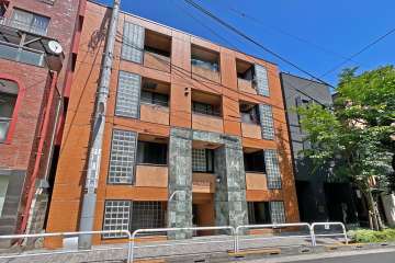 ビバリーホームズ西小山の外観（北西側から）