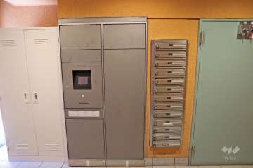 宅配ボックスと共用ポスト