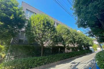 フォレセーヌ御殿山の外観（南東側から）