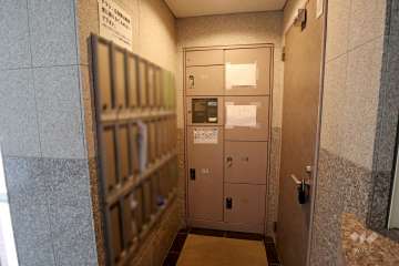 共用ポストと宅配ボックス