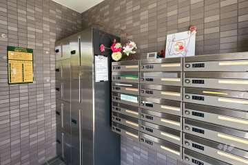 宅配ボックスと共用ポスト