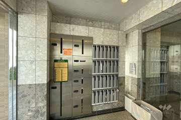 宅配ボックスと共用ポスト