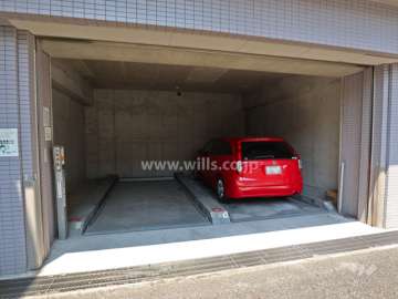 敷地内駐車場（屋内機械式）